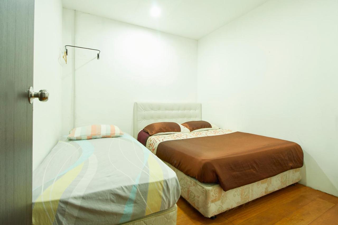 Tonight Hotel Hostel George Town Exterior photo